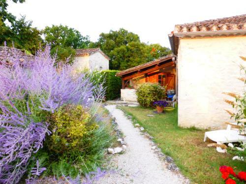 Village De Loubas
