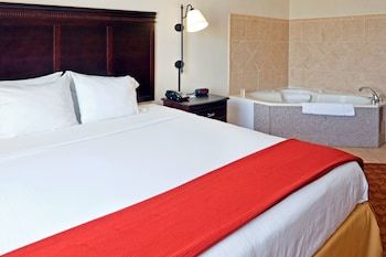 Holiday Inn Express Hotel And Suites Athens
