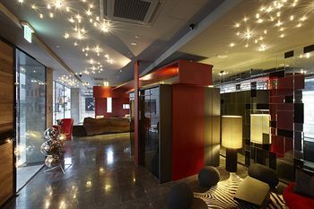Best Louis Hamilton Hotel