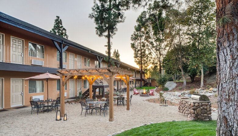 Hotel Ayres Lodge Alpine