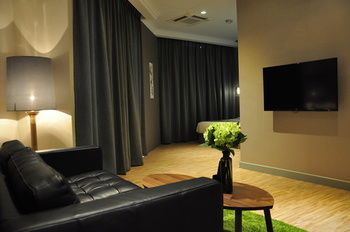 Champion Hotel