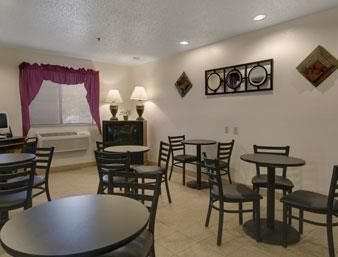 Hotel Super 8 Romeoville Bolingbrook