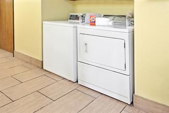 Hotel Super 8 Romeoville Bolingbrook