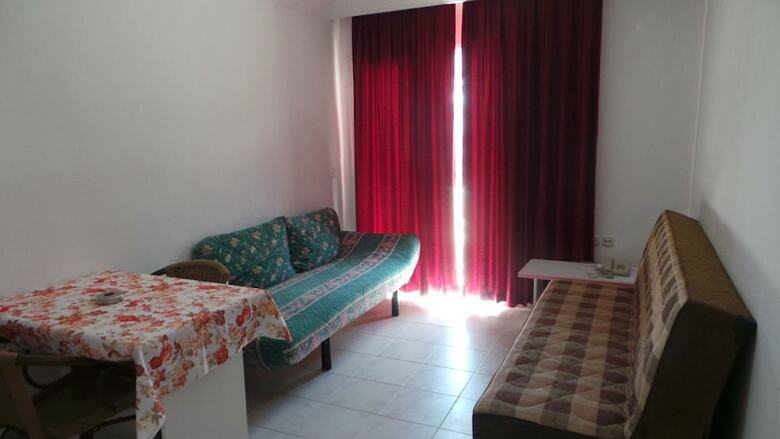 Aparthotel Family
