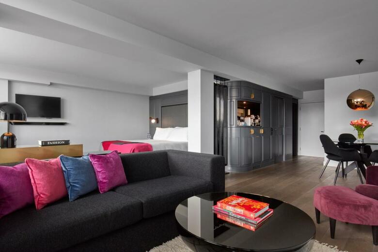 Hotel Sea Containers London