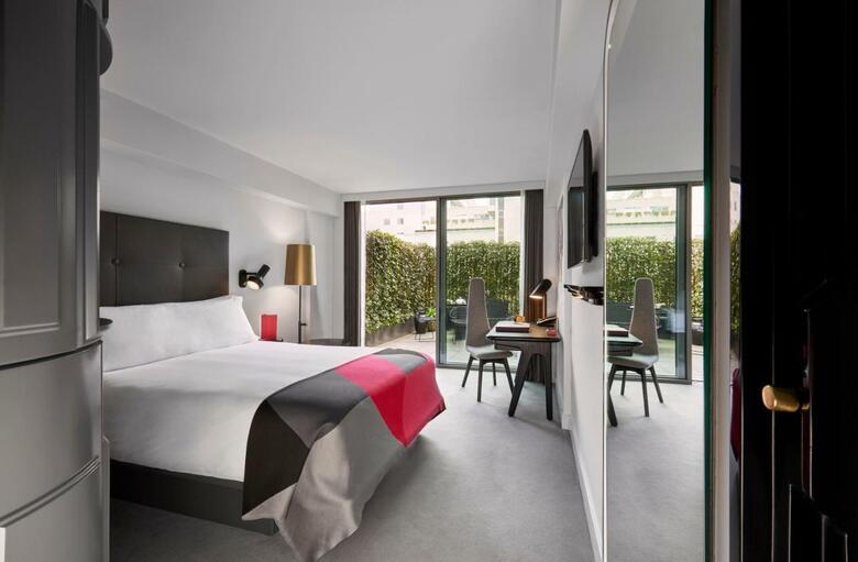 Hotel Sea Containers London