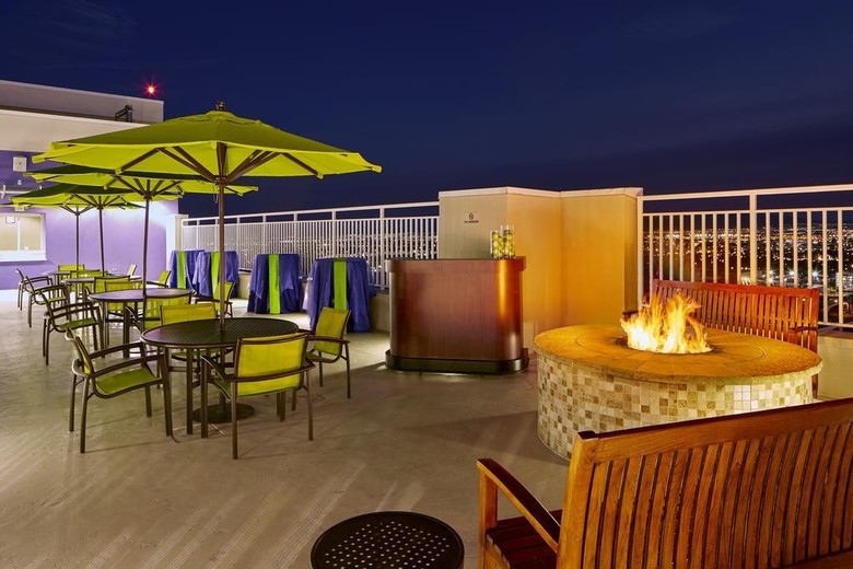 Hotel Springhill Suites By Marriott Las Vegas Convention Center