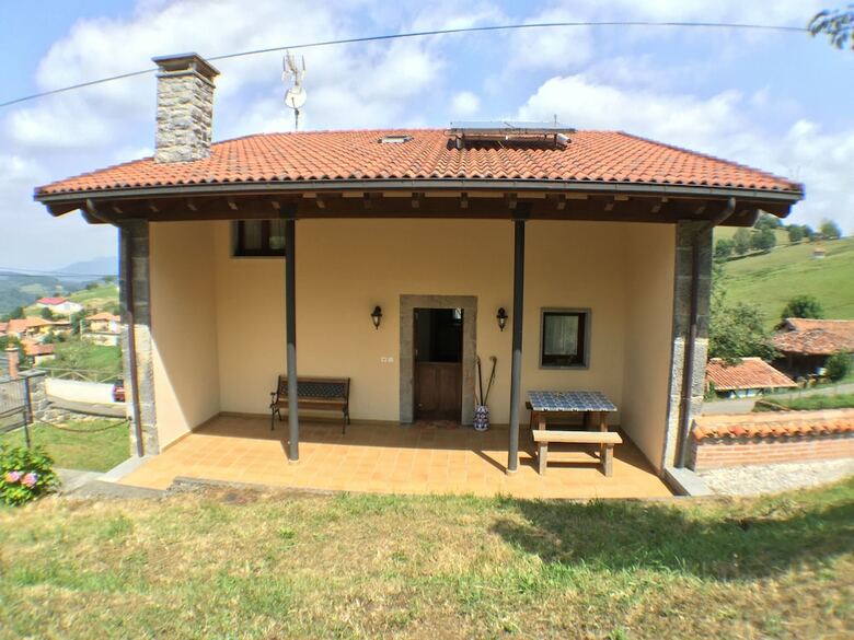 Agroturismo Casa Rural La Llosina