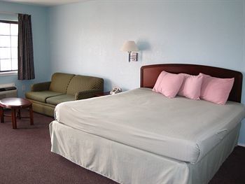 Hotel Pinn Road Inn And Suites