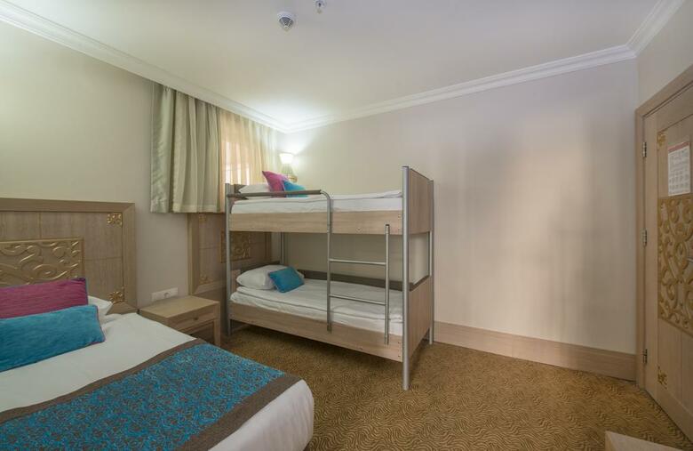 Hotel Crystal Family Resort
