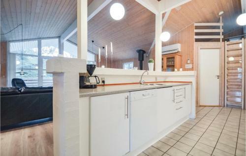 Holiday Home Trinnesvej R�m� XI