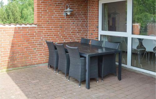 Holiday Home Lyngvejen R�m� V