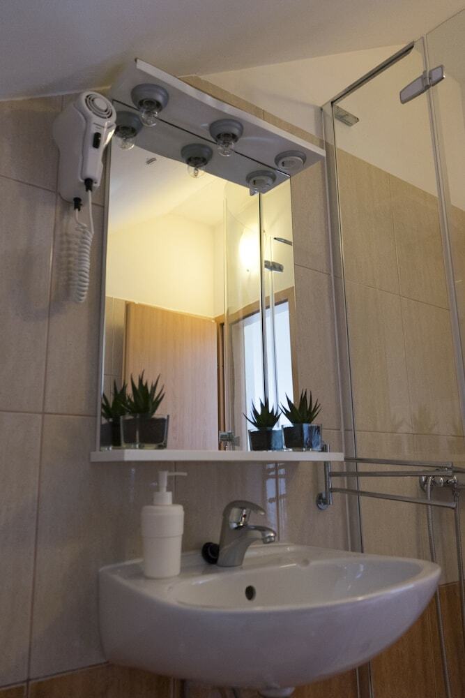 Hostal Apartments And Rooms Katija & Egon