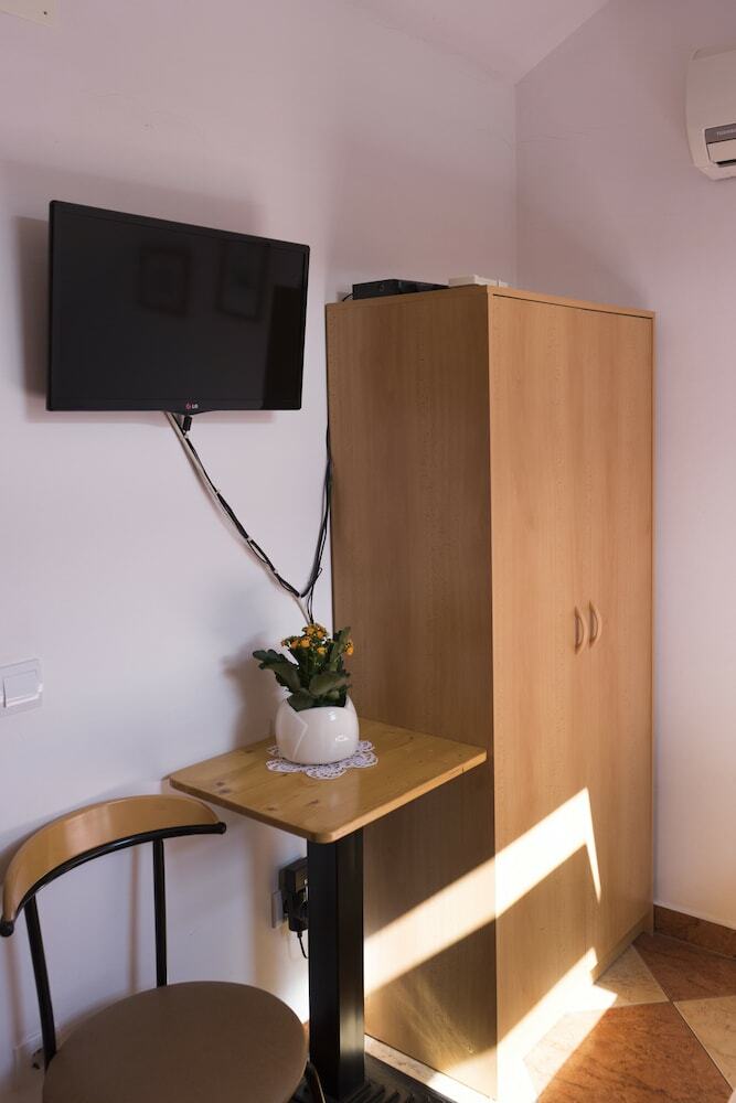 Hostal Apartments And Rooms Katija & Egon