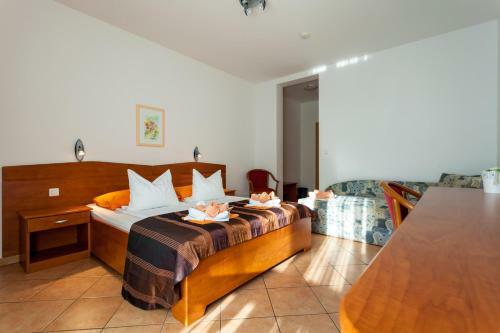Hostal Guesthouse Villa Adria