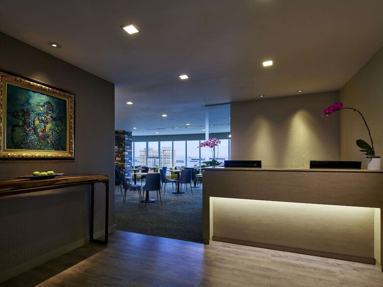 Hotel Grand Mercure Roxy