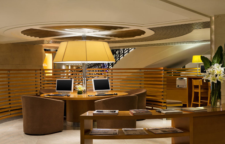 Sheraton Hong Kong Hotel & Towers