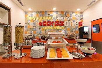 Hotel One Villahermosa 2000