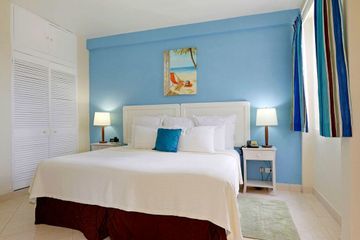 Southern Palms Hotel