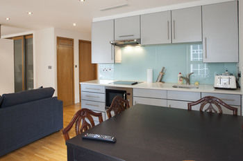 Piccadilly Circus Apartments