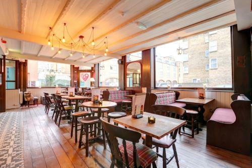Publove @ Exmouth Arms Euston - Hostel