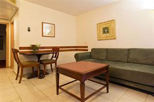 Hotel Shoresh Green Hills Country Lodging