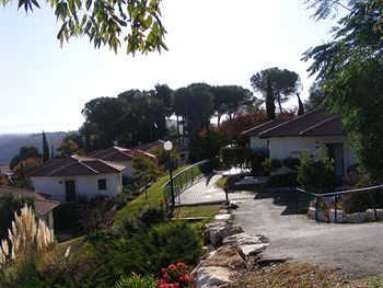 Hotel Shoresh Green Hills Country Lodging