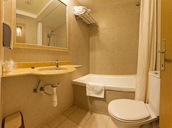 Hotel Shoresh Green Hills Country Lodging