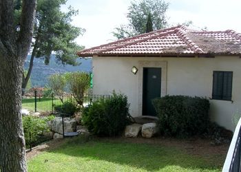 Hotel Shoresh Green Hills Country Lodging