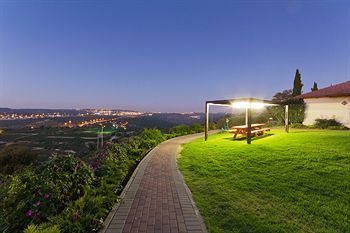 Hotel Shoresh Green Hills Country Lodging
