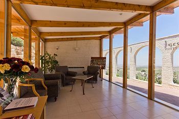 Hotel Shoresh Green Hills Country Lodging