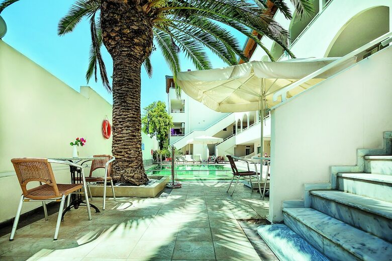 Hotel Elinotel Polis