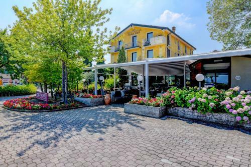 Hotel Riel