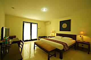 Hotel Legong Keraton Beach