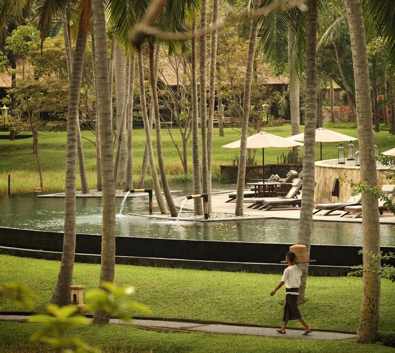 Ubud Village Hotel