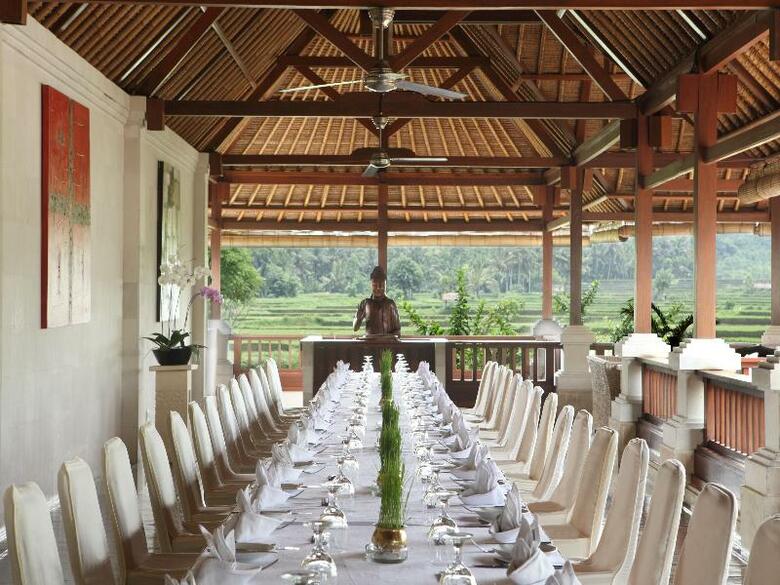 Ubud Village Hotel