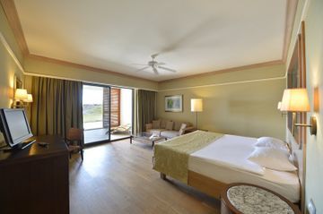 Lykia World Antalya Golf Hotel & Resort