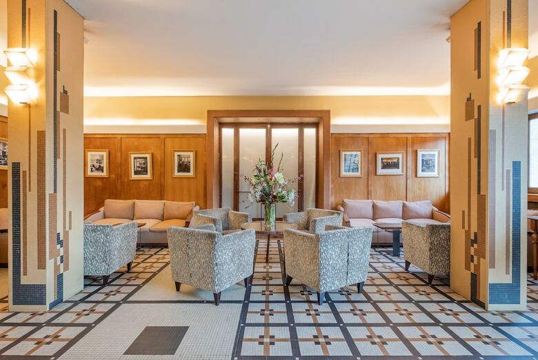 Le Grand Hotel De Tours