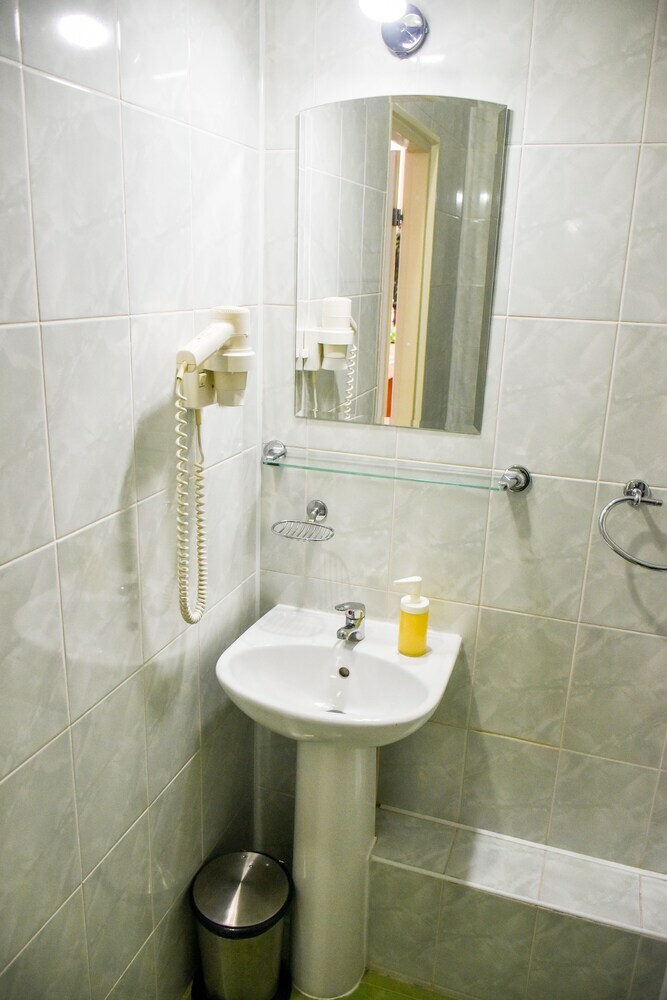 Express Hotel