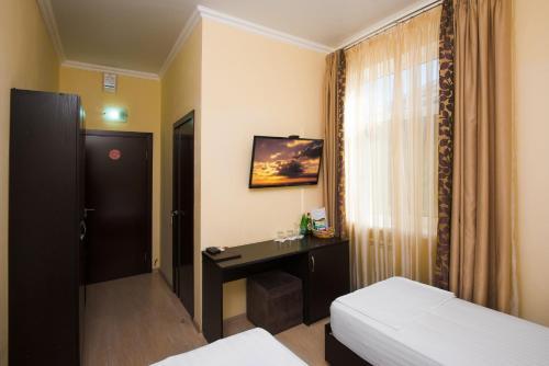 Top Hill Hotel