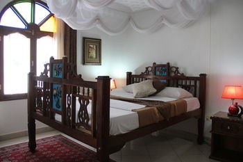 Al-minar Hotel