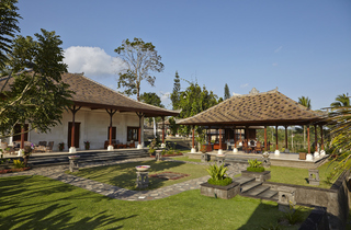 Hotel Bagus Jati