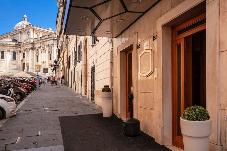 Hotel Verona Rome