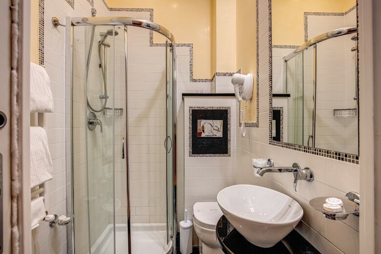 Hotel Verona Rome