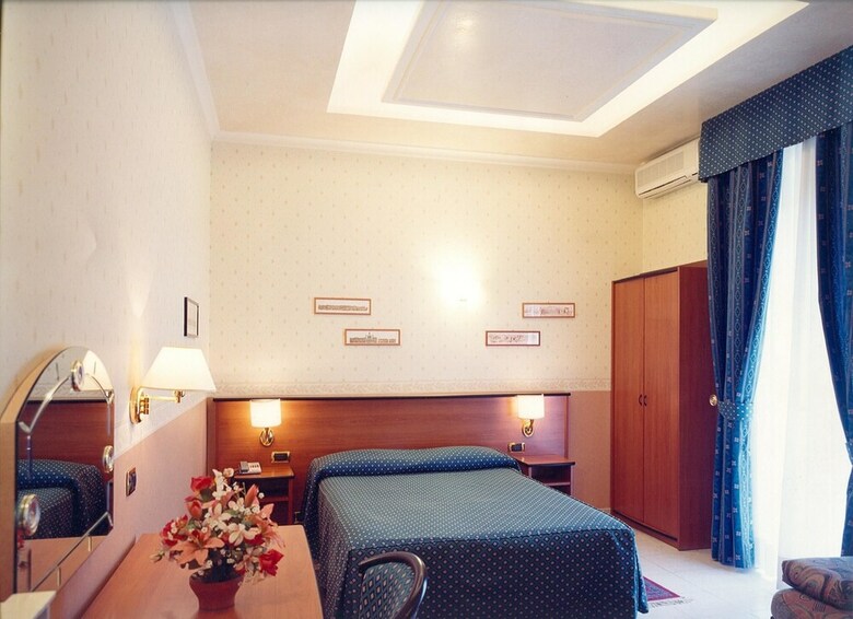 Hotel Verona Rome