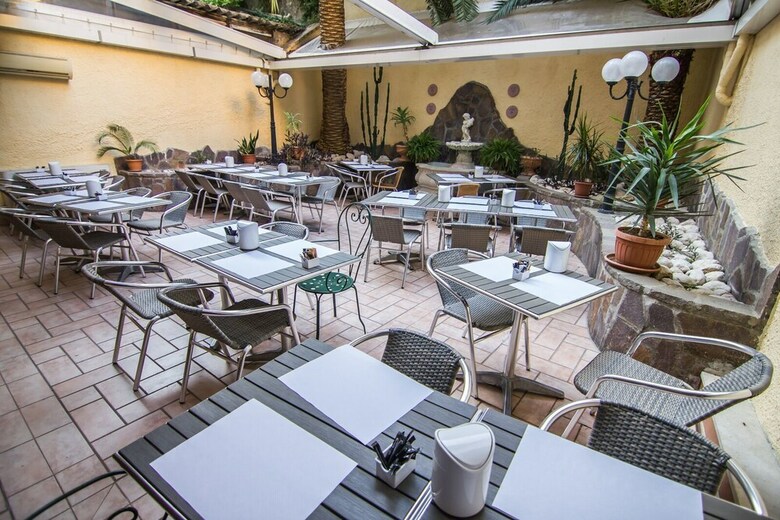 Hotel Verona Rome