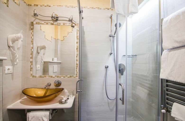 Hotel Verona Rome
