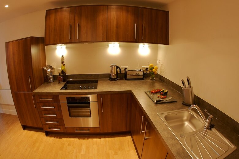 Spires Hotel (two Bedroom) 6 Pax