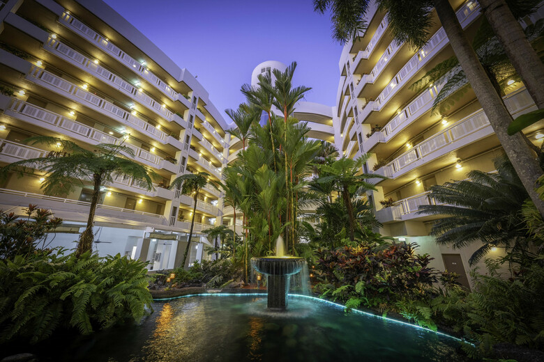 Hotel Doubletree By Hilton Cairns