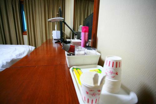 Gumi Metro Hotel